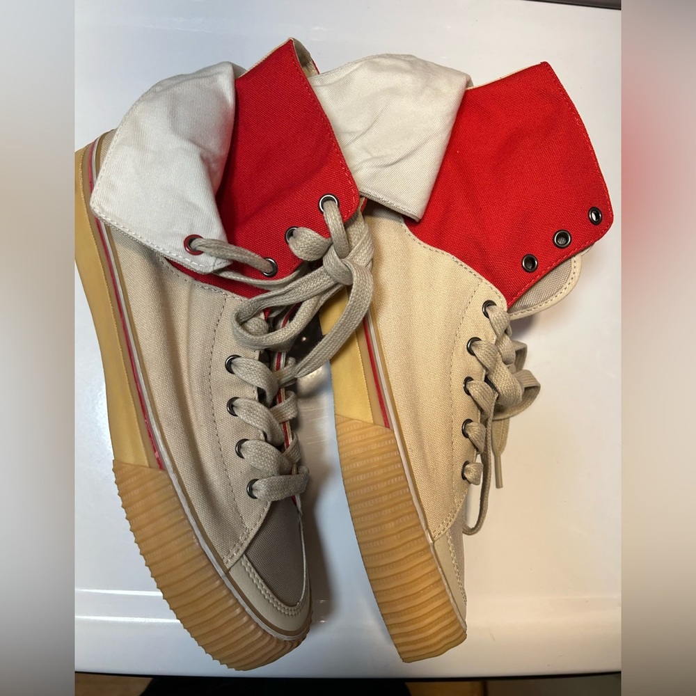 PF FLyERS two tone tan and red size 12 men’s
